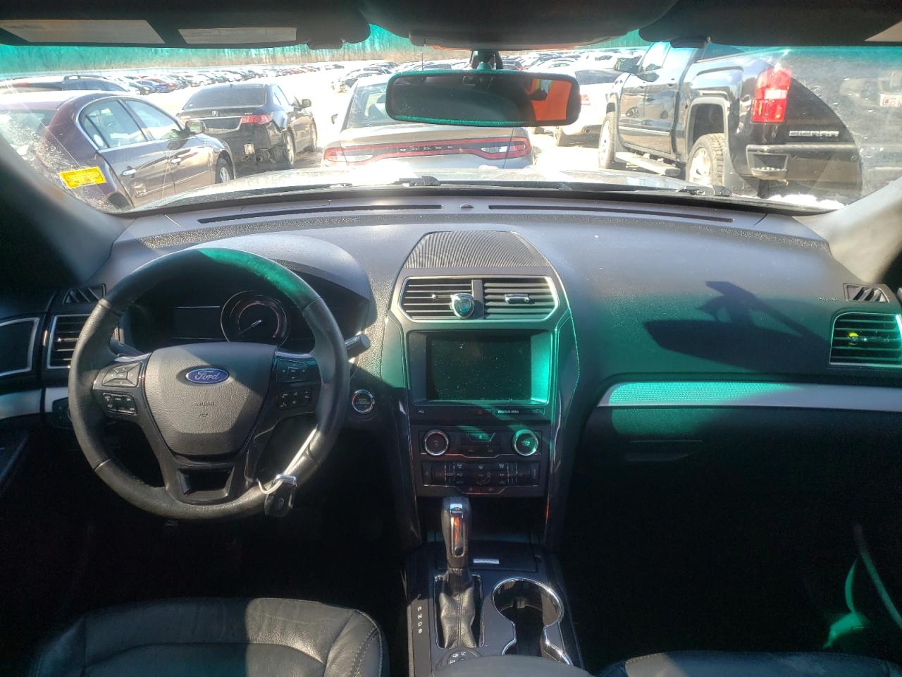 Photo 9 from auction – 2017 FORD EXPLORER X with VIN 1FM5K8D80HGB58271
