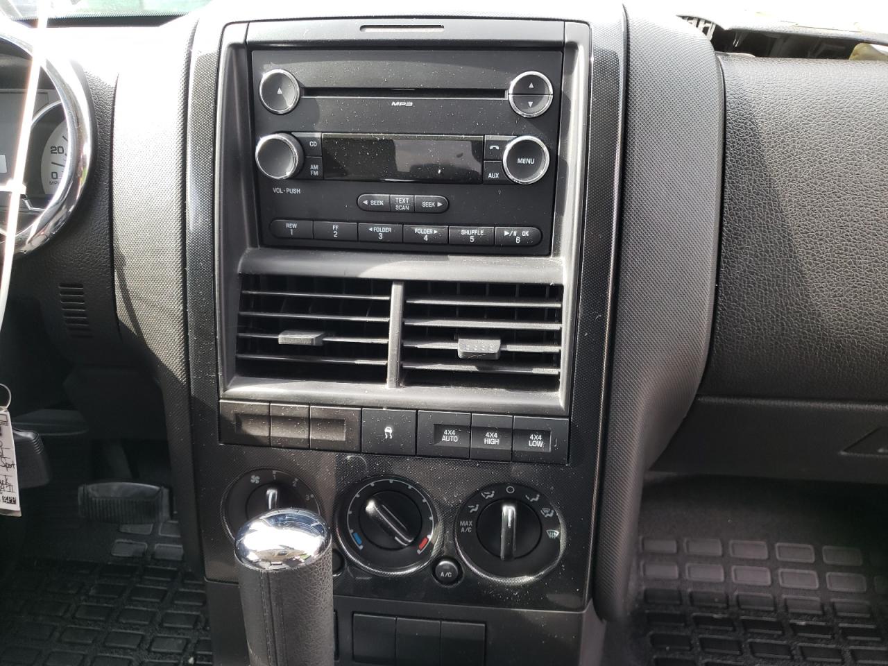 Photo 9 from auction – 2010 FORD EXPLORER S with VIN 1FMEU5BE4AUF06971