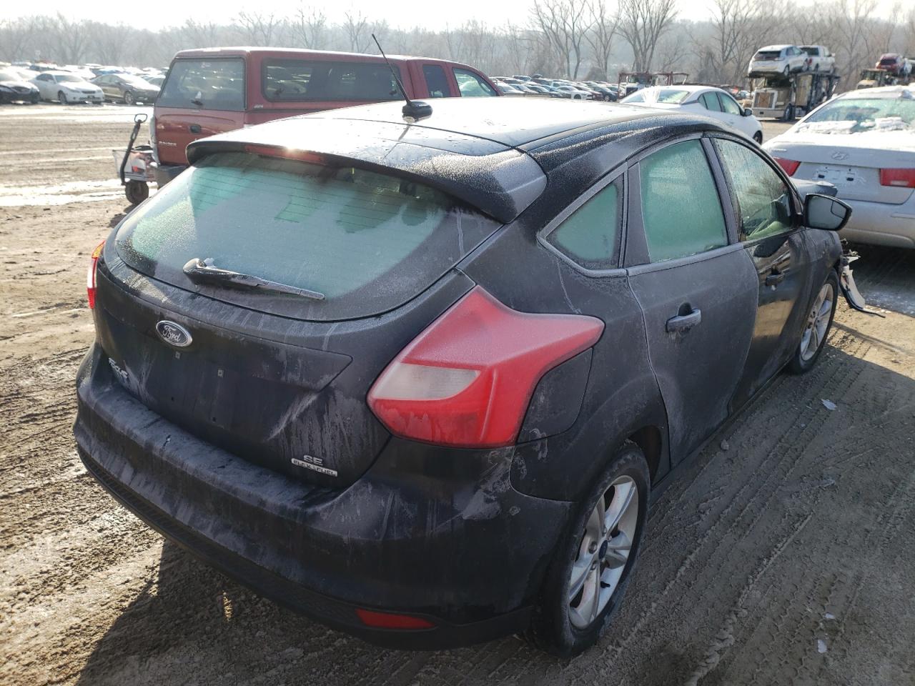 Photo 4 from auction – 2014 FORD FOCUS SE with VIN 1FADP3K23EL450007