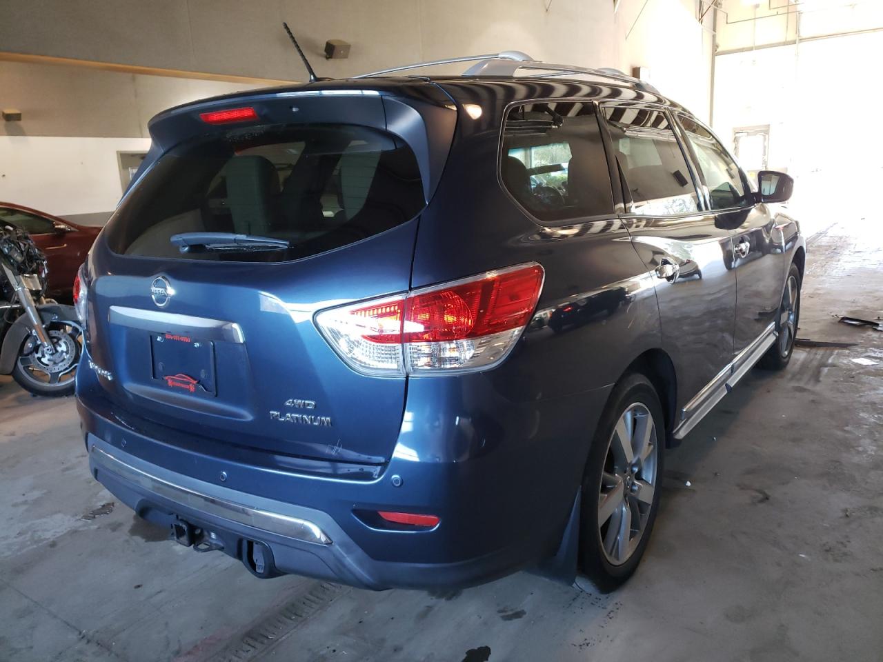 Photo 4 from auction – 2013 NISSAN PATHFINDER with VIN 5N1AR2MM5DC670954