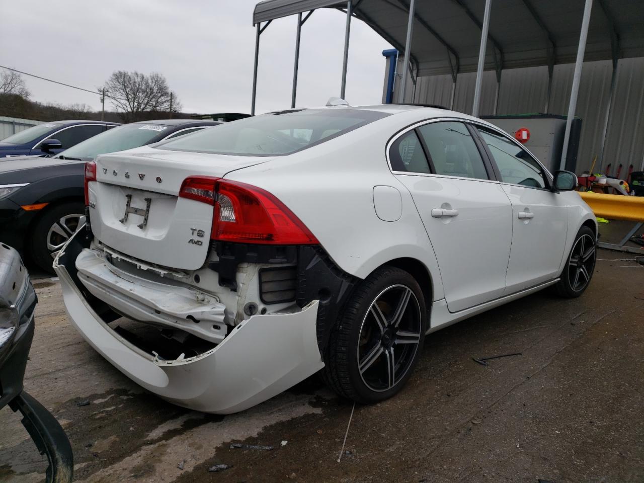 Photo 4 from auction – 2012 VOLVO S60 T6 with VIN YV1902FH5C2088126