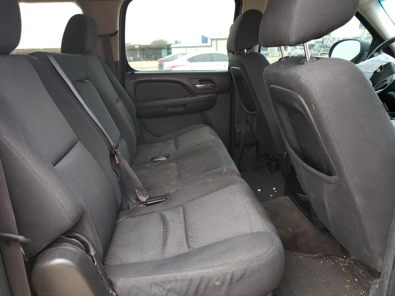 Photo 6 from auction – 2011 CHEVROLET SUBURBAN C with VIN 1GNSCHE02BR366412