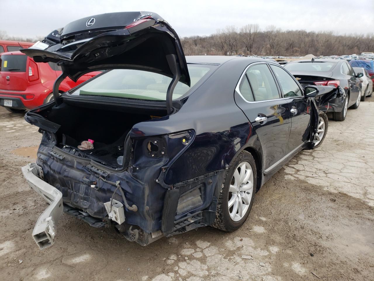 Photo 4 from auction – 2009 LEXUS LS 460 with VIN JTHCL46F295000488