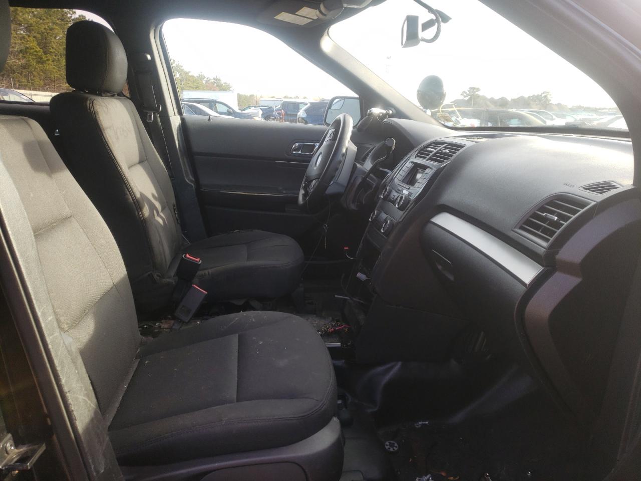 Photo 5 from auction – 2019 FORD EXPLORER P with VIN 1FM5K8AR0KGA20086