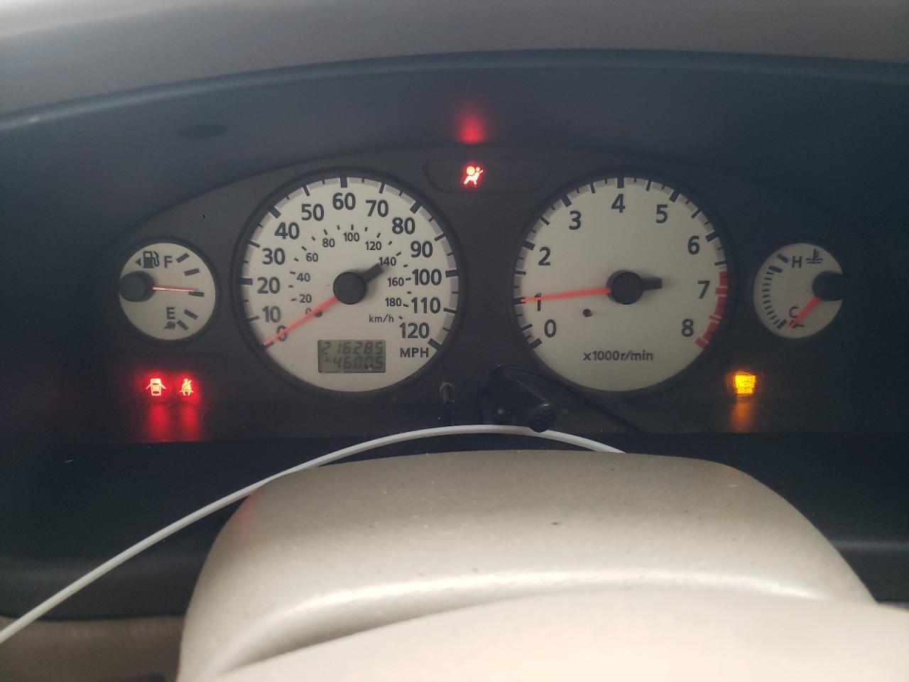 Photo 8 from auction – 2002 NISSAN PATHFINDER with VIN JN8DR09X42W665737