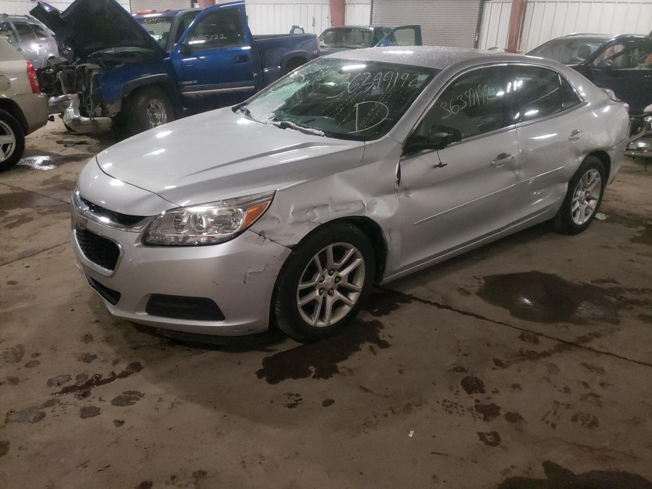 Photo 2 from auction – 2015 CHEVROLET MALIBU 1LT with VIN 1G11C5SL5FF156789