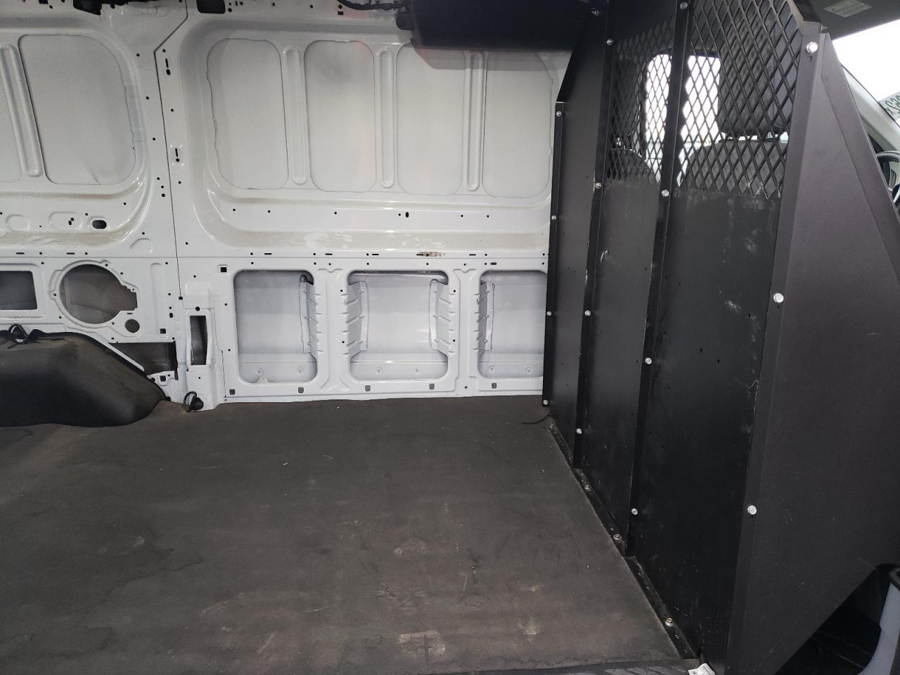 Photo 6 from auction – 2019 FORD TRANSIT T- with VIN 1FTYE1YM3KKA19330