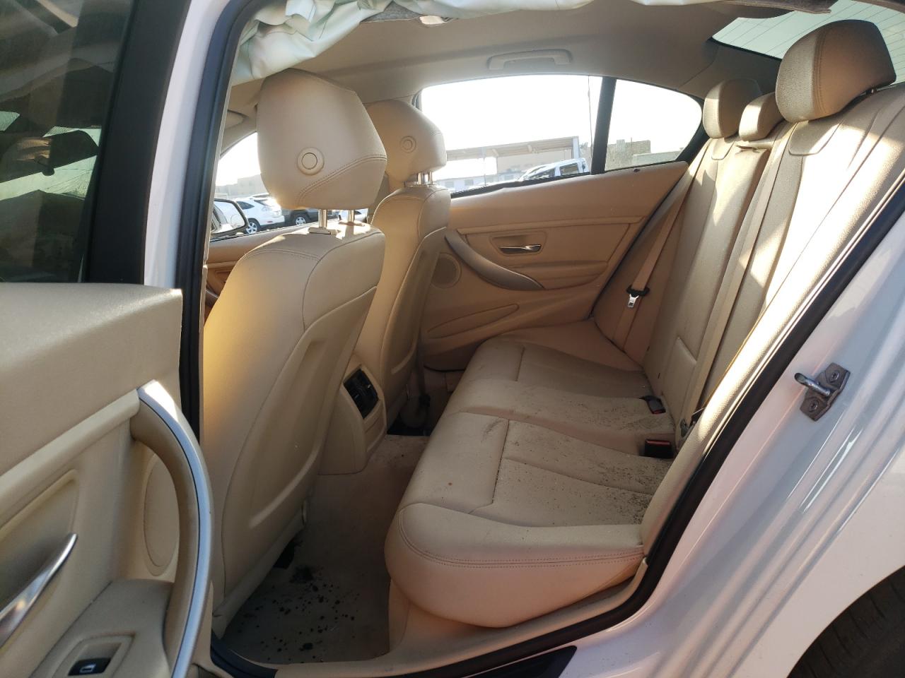 Photo 6 from auction – 2015 BMW 320 I with VIN WBA3B1C57FK137547