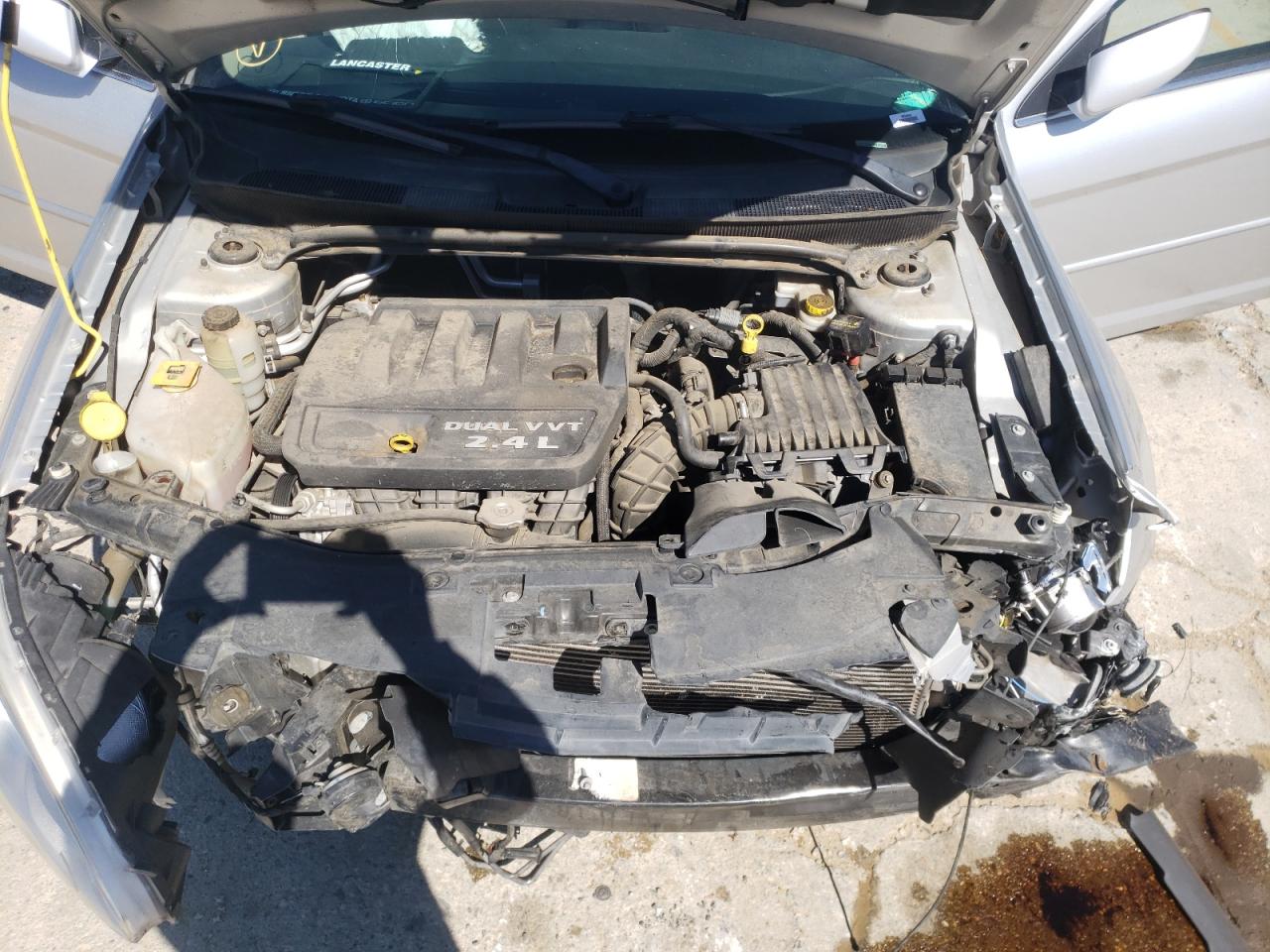 Photo 7 from auction – 2012 CHRYSLER 200 TOURIN with VIN 1C3CCBBB7CN199901