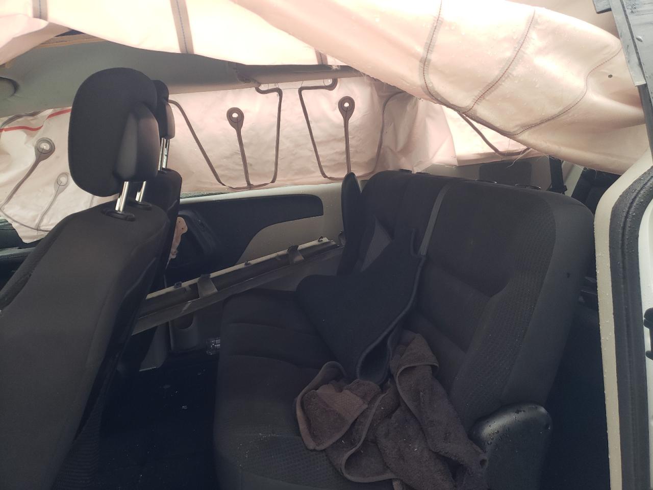 Photo 6 from auction – 2017 DODGE GRAND CARA with VIN 2C4RDGBG2HR866640