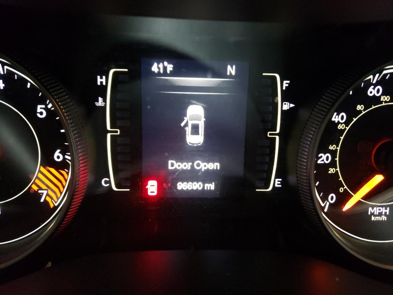 Photo 8 from auction – 2014 JEEP CHEROKEE S with VIN 1C4PJLABXEW123435