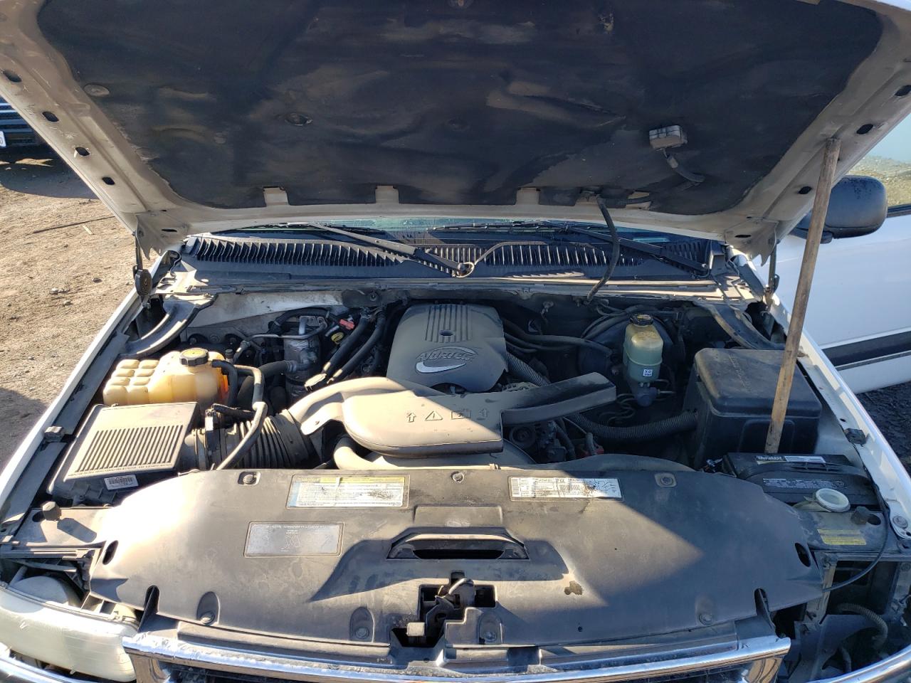 Photo 7 from auction – 2001 CHEVROLET SUBURBAN K with VIN 3GNFK16T41G245111