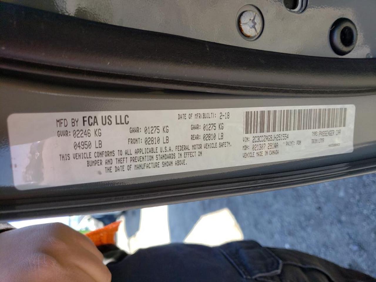 Photo 10 from auction – 2018 DODGE CHALLENGER with VIN 2C3CDZAG9JH251554