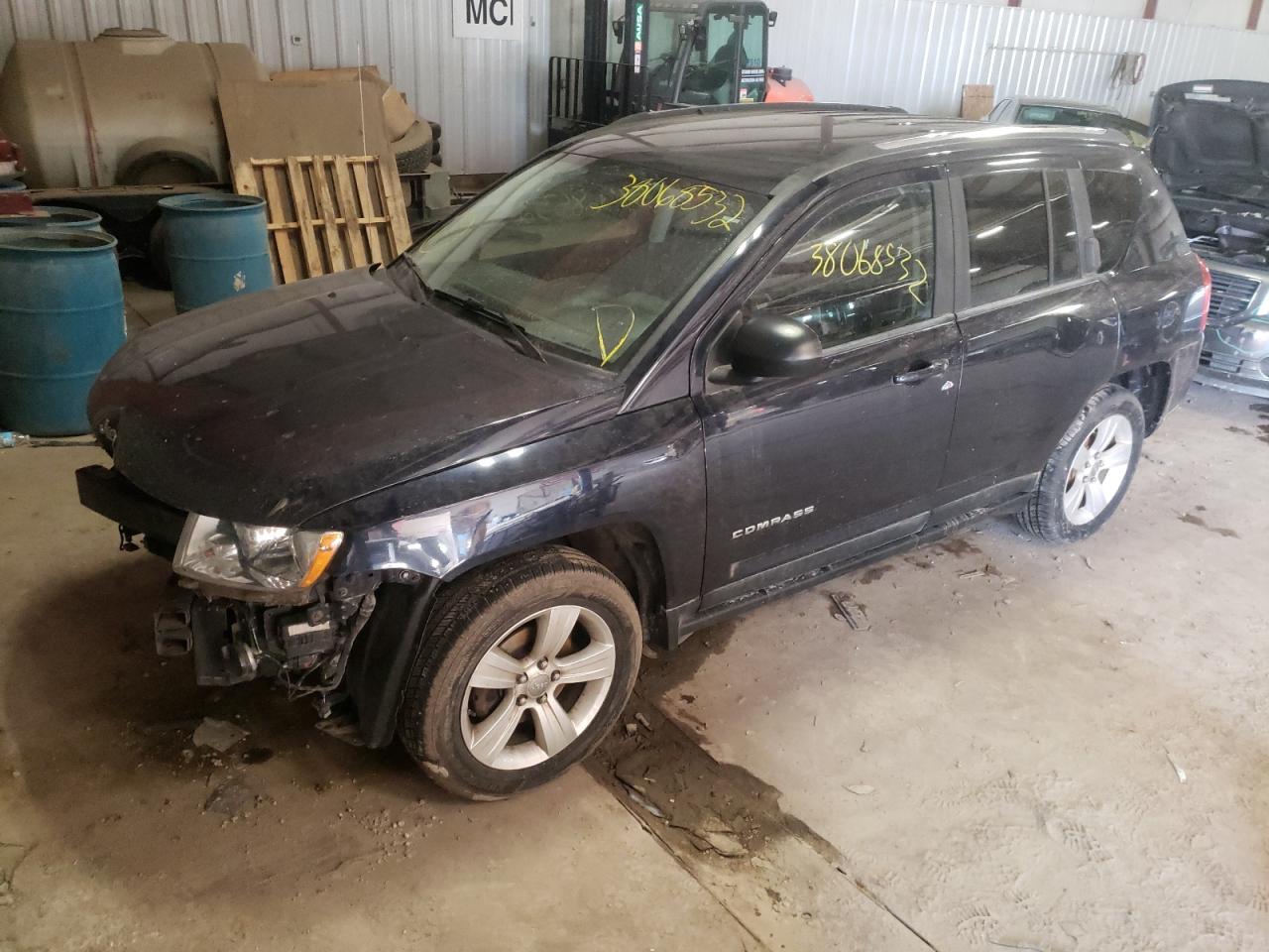 Photo 2 from auction – 2011 JEEP COMPASS SP with VIN 1J4NT1FA1BD165788