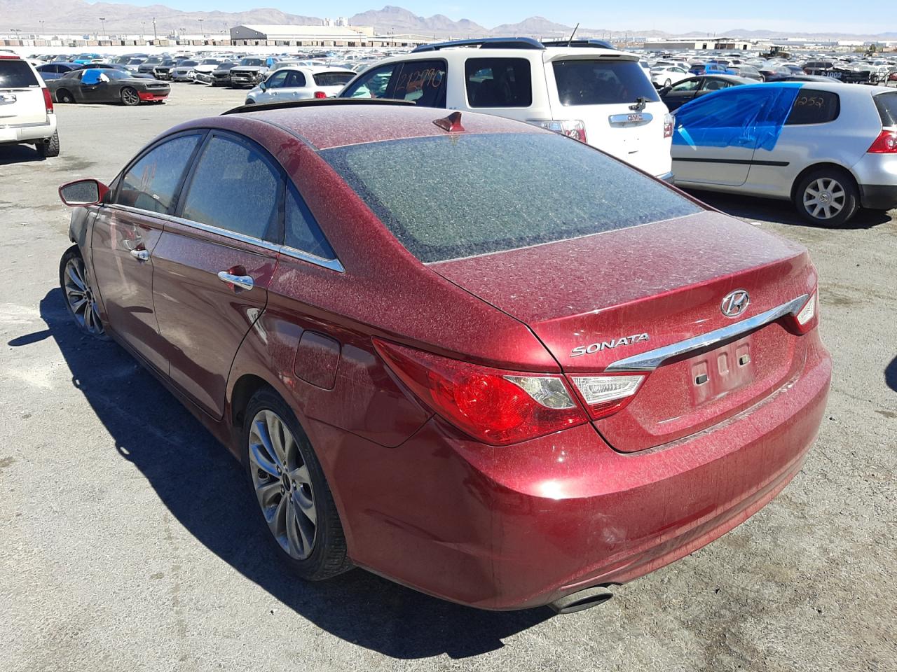 Photo 3 from auction – 2011 HYUNDAI SONATA SE with VIN 5NPEC4AC0BH061108