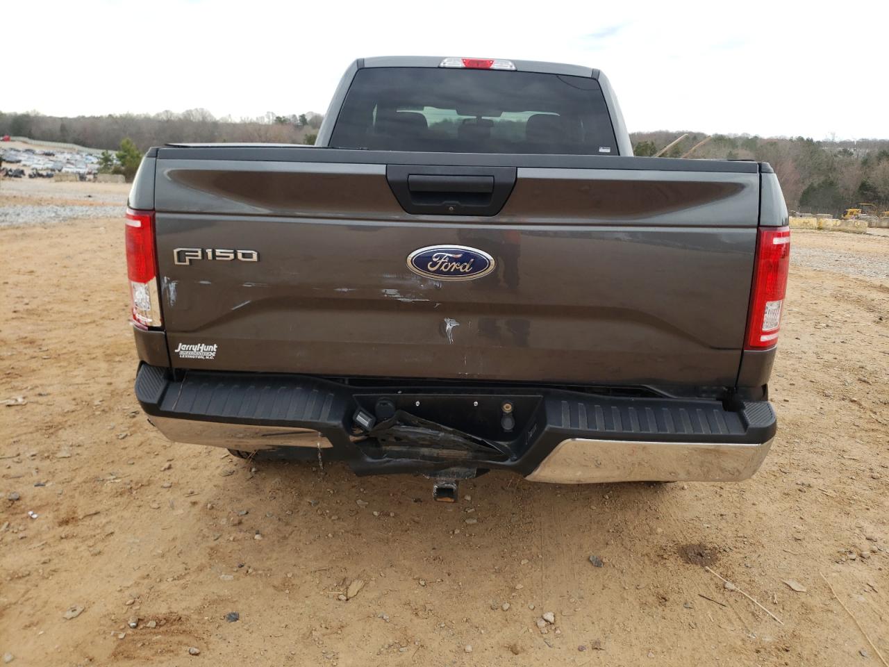 Photo 9 from auction – 2017 FORD F150 SUPER with VIN 1FTEX1EP8HFB90488