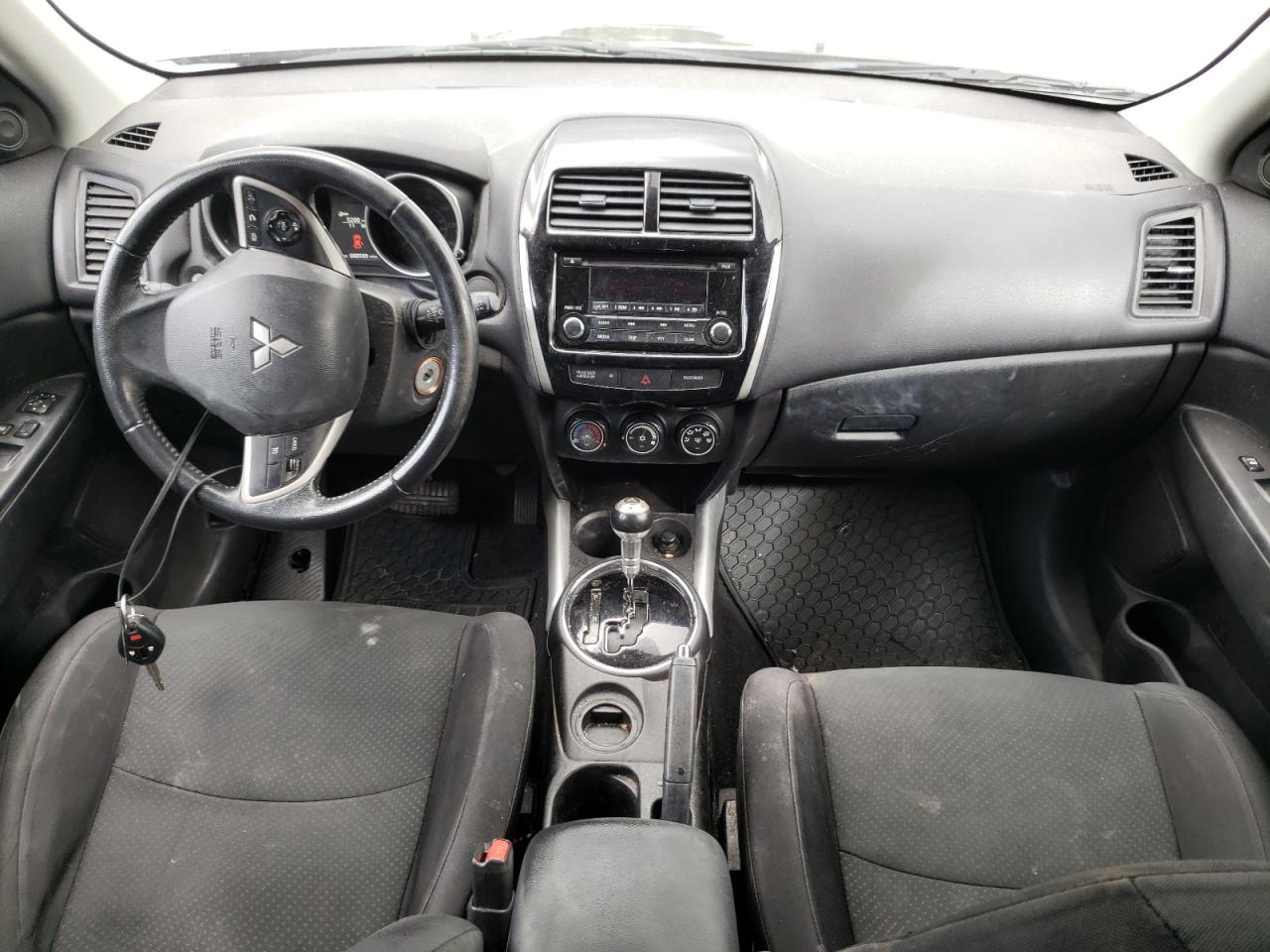Photo 9 from auction – 2014 MITSUBISHI OUTLANDER with VIN 4A4AP3AUXEE024540