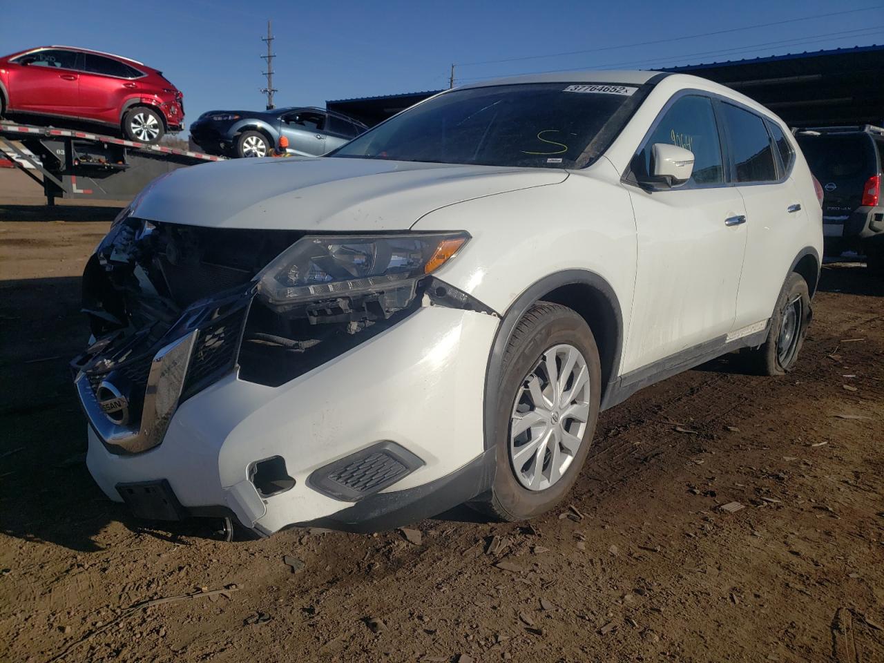 Photo 2 from auction – 2015 NISSAN ROGUE S with VIN KNMAT2MV0FP566589
