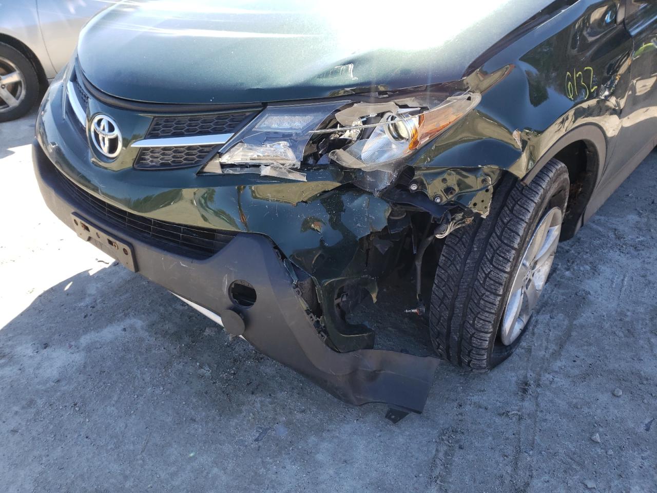 Photo 9 from auction – 2013 TOYOTA RAV4 XLE with VIN 2T3RFREV6DW119252