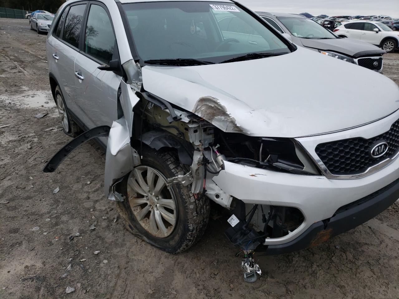 Photo 9 from auction – 2011 KIA SORENTO BA with VIN 5XYKT4A20BG069677