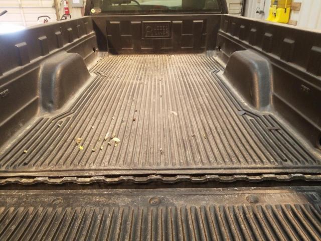 Photo 6 from auction – 2004 CHEVROLET SILVERADO with VIN 1GCEC14V34Z211378