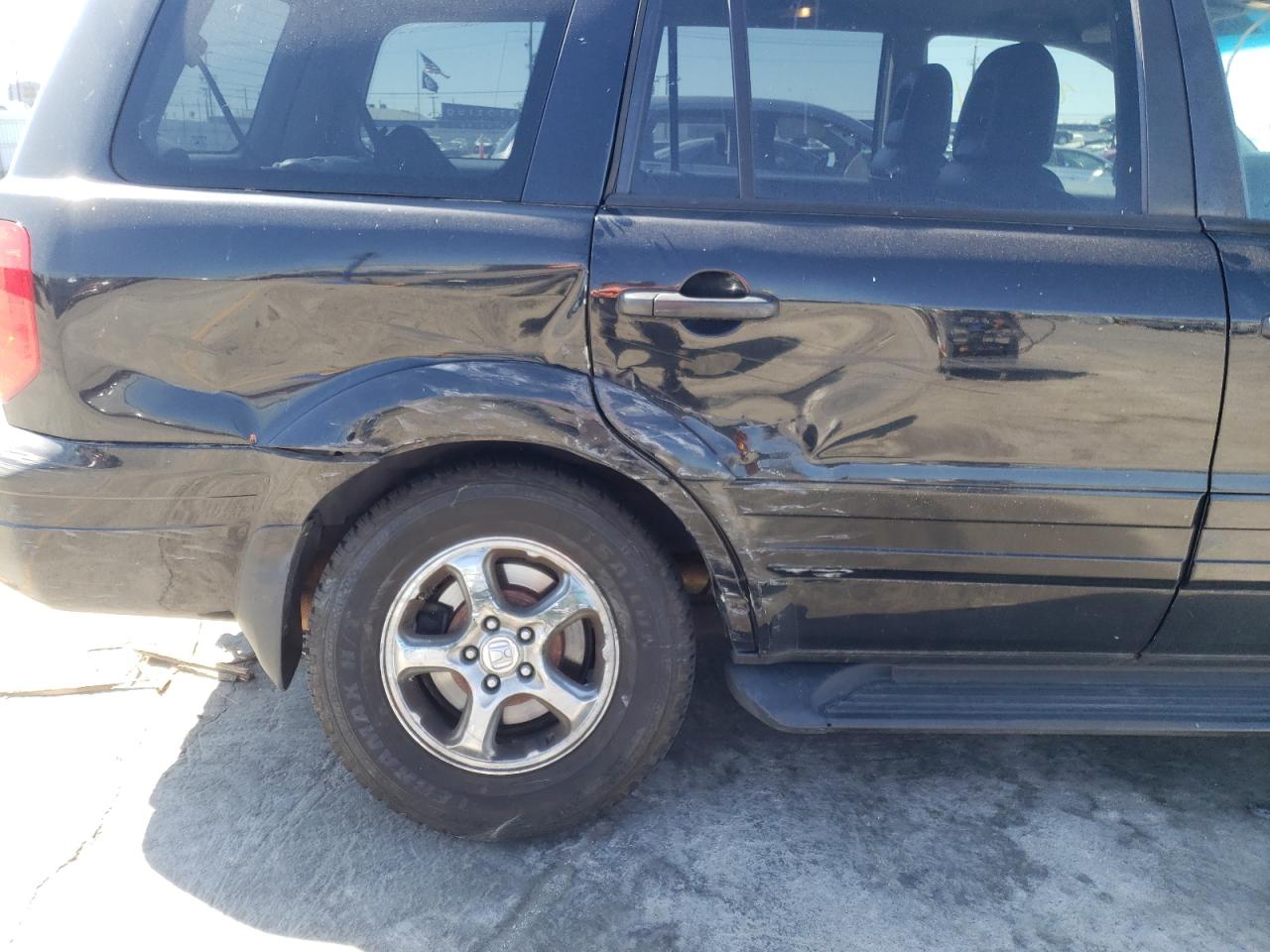 Photo 9 from auction – 2003 HONDA PILOT EXL with VIN 2HKYF18503H600001