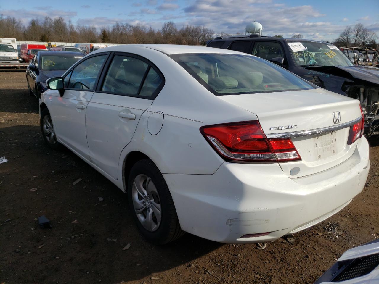 Photo 3 from auction – 2014 HONDA CIVIC LX with VIN 19XFB2F55EE218095