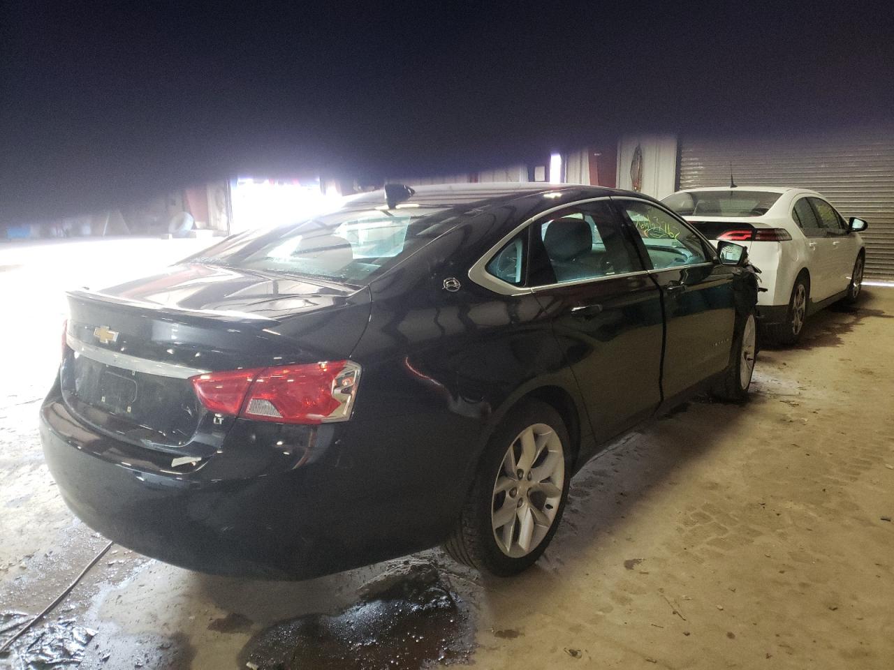 Photo 4 from auction – 2017 CHEVROLET IMPALA LT with VIN 2G1105S33H9100211