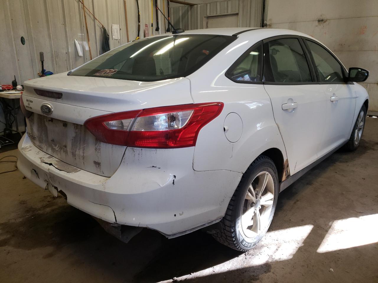 Foto 4 de la subasta – 2013 FORD FOCUS SE con VIN 1FADP3F21DL258111
