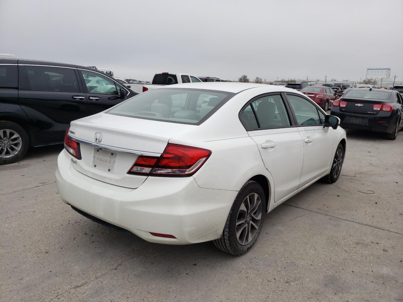 Photo 4 from auction – 2015 HONDA CIVIC EX with VIN 19XFB2F85FE014571