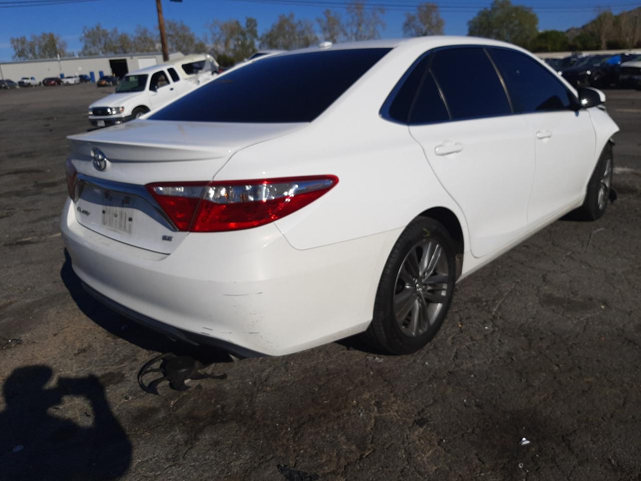 Photo 4 from auction – 2017 TOYOTA CAMRY LE with VIN 4T1BF1FK5HU307637