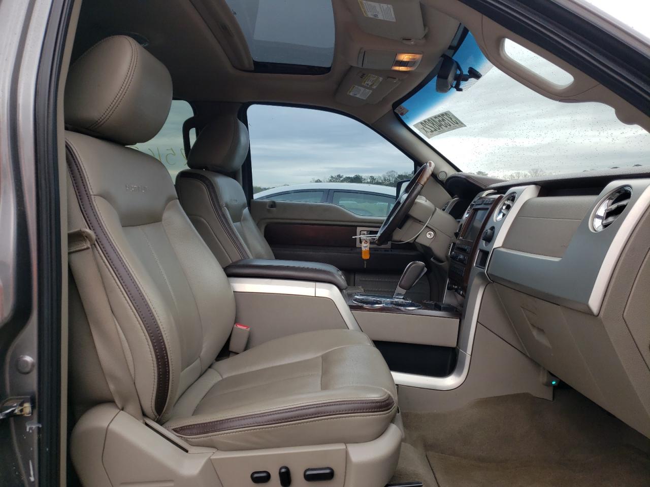 Photo 5 from auction – 2010 FORD F150 SUPER with VIN 1FTFW1CV2AFC43846