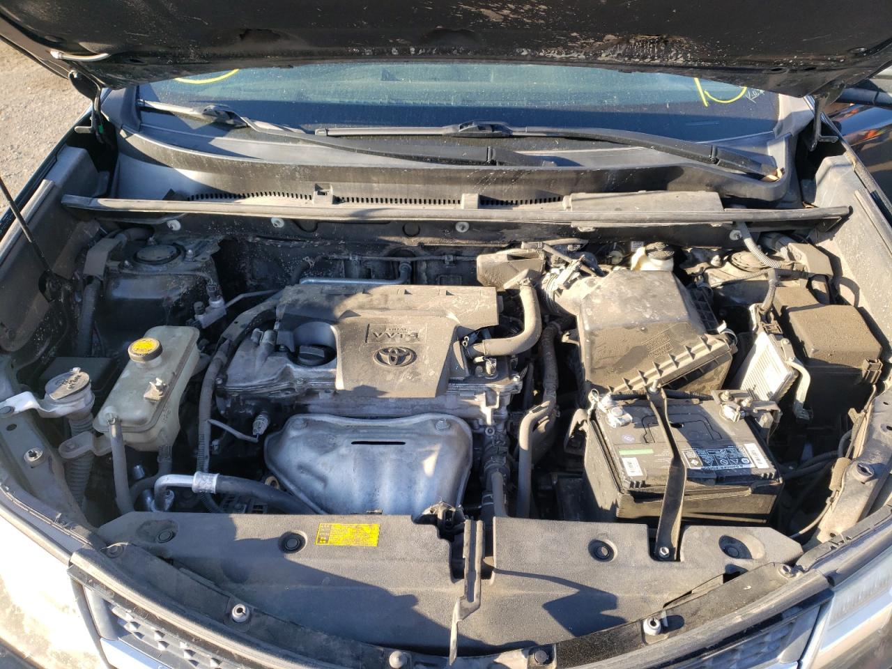 Photo 7 from auction – 2015 TOYOTA RAV4 LE with VIN 2T3ZFREV3FW225158