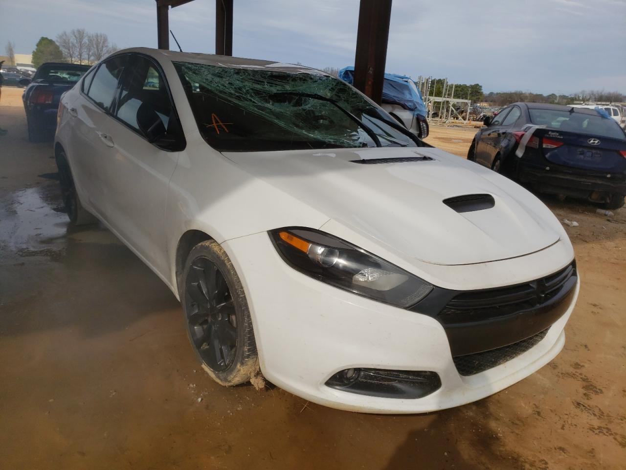 DODGE DART SXT 2016 with VIN 1C3CDFBB1GD728534 - Photo from auction