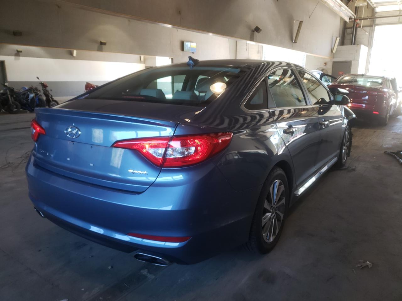 Photo 4 from auction – 2017 HYUNDAI SONATA with VIN 5NPE34AFXHH586180