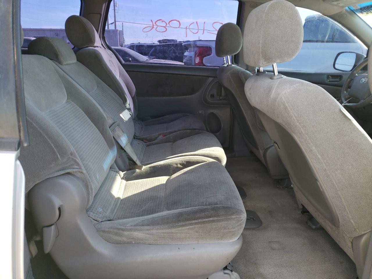Photo 6 from auction – 2006 TOYOTA SIENNA CE with VIN 5TDZA23C26S476830