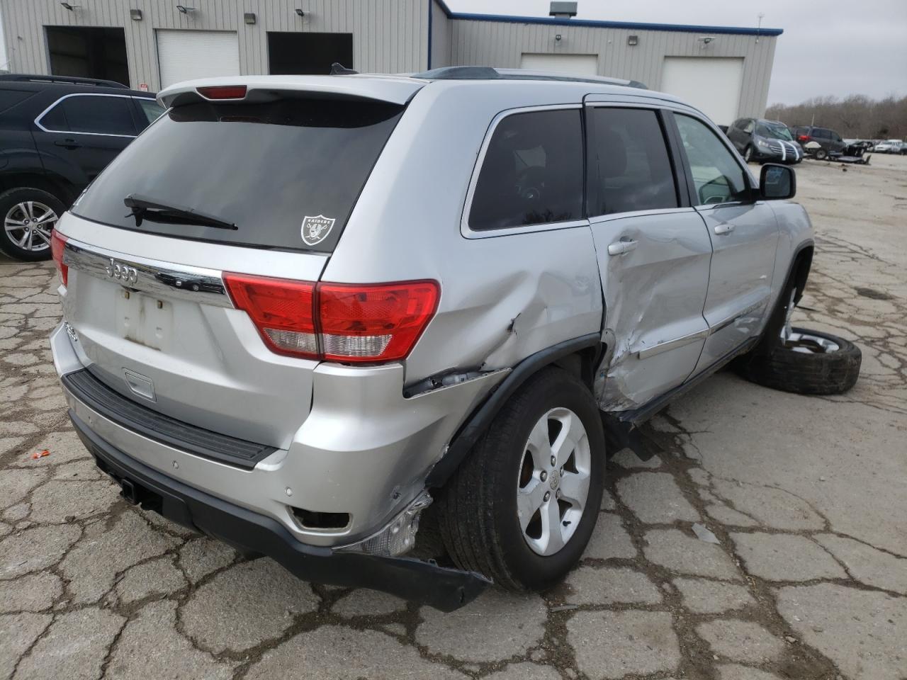Photo 4 from auction – 2011 JEEP GRAND CHER with VIN 1J4RR4GGXBC563320