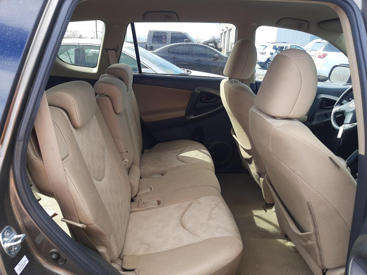 Photo 6 from auction – 2010 TOYOTA RAV4 with VIN 2T3BF4DV0AW060376