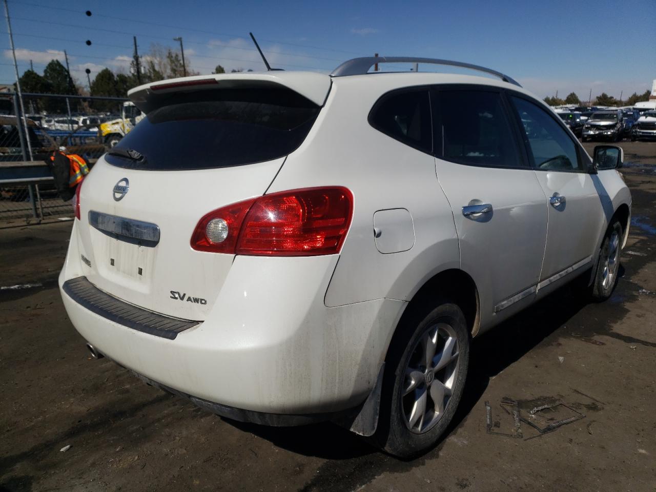 Photo 4 from auction – 2011 NISSAN ROGUE S with VIN JN8AS5MV9BW299963