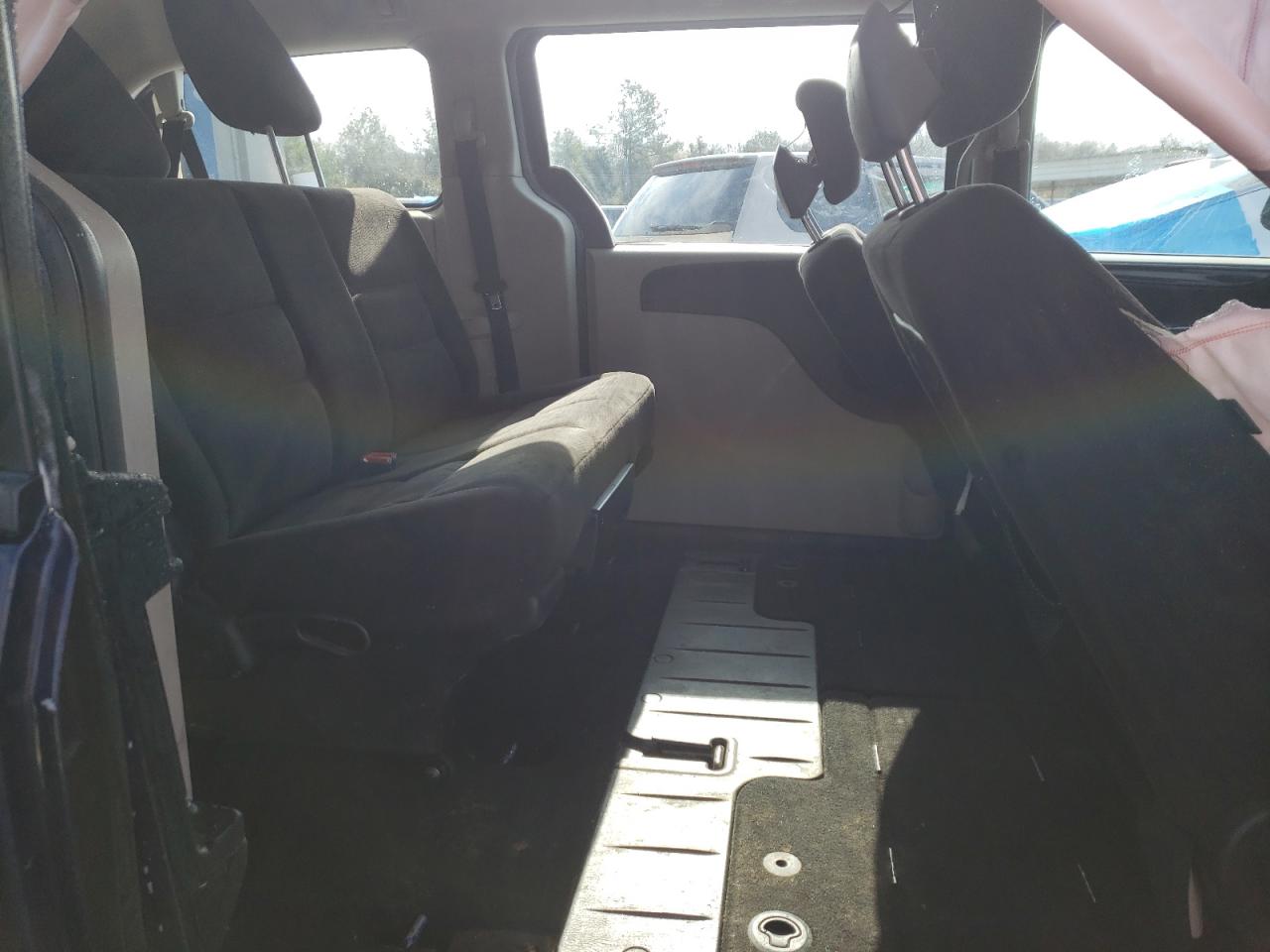 Photo 6 from auction – 2014 DODGE GRAND CARA with VIN 2C4RDGBG3ER405507