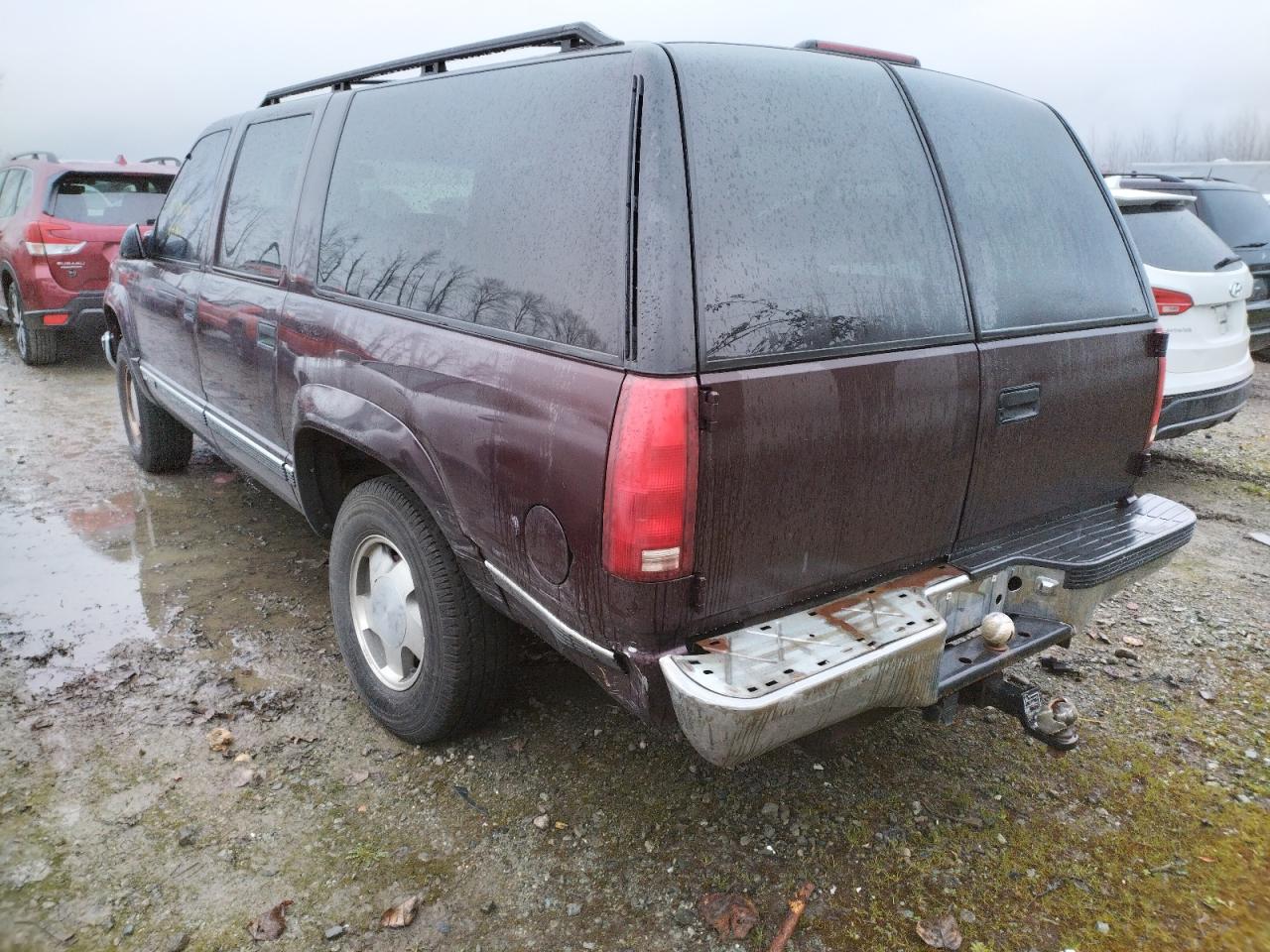 Photo 3 from auction – 1997 CHEVROLET SUBURBAN K with VIN 3GNFK16R5VG119642