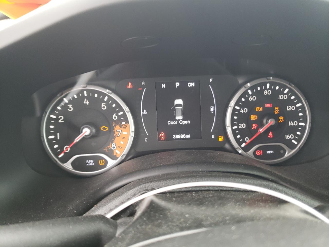 Photo 8 from auction – 2018 JEEP RENEGADE L with VIN ZACCJABBXJPH05284