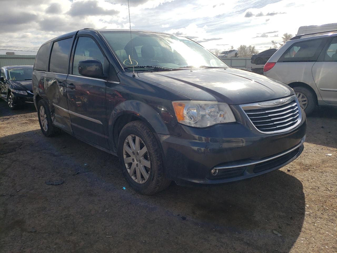 CHRYSLER TOWN & COU 2014 with VIN 2C4RC1BG2ER397030 - Photo from auction