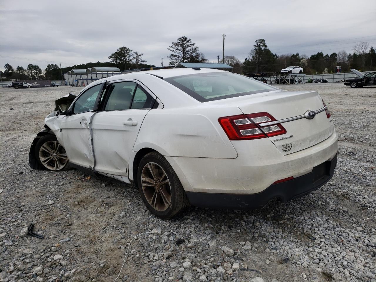 Photo 3 from auction – 2016 FORD TAURUS SE with VIN 1FAHP2D84GG146208