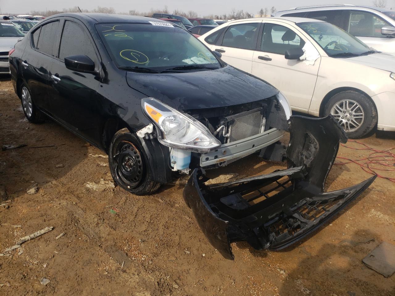 NISSAN VERSA S 2019 with VIN 3N1CN7AP3KL880624 - Photo from auction