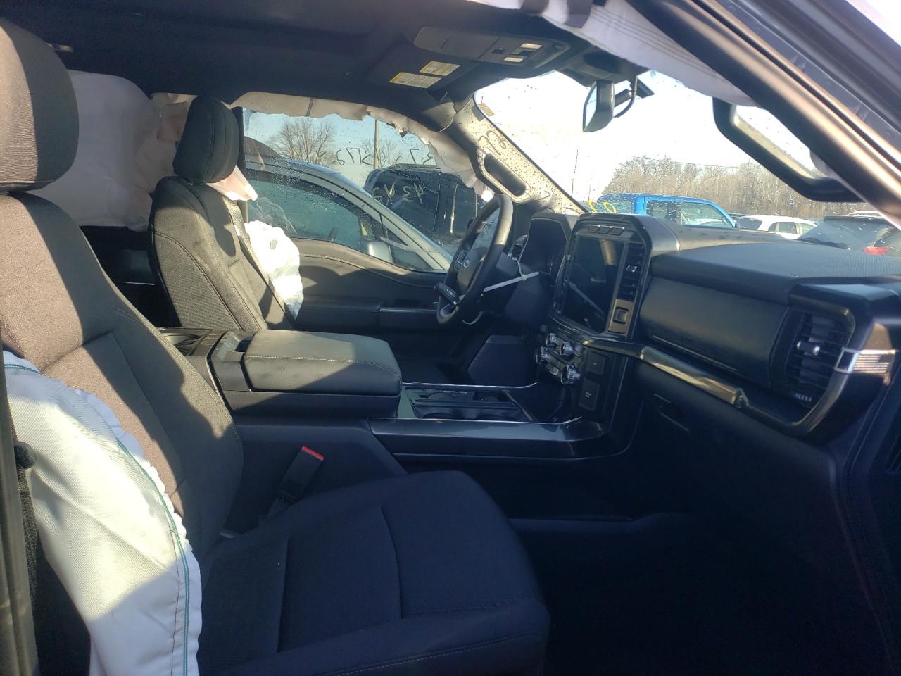 Photo 5 from auction – 2021 FORD F150 SUPER with VIN 1FTFW1E58MFC42895