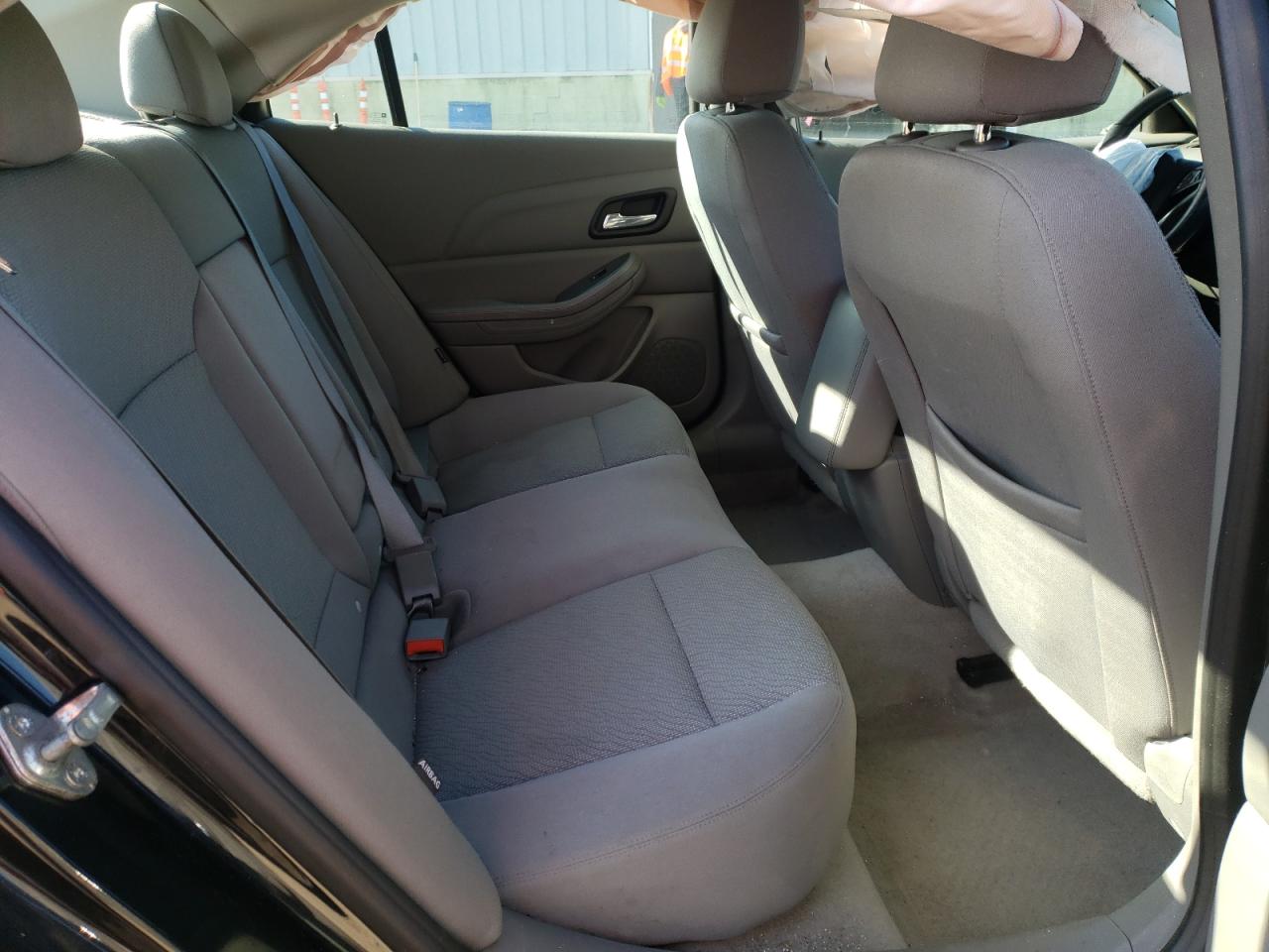 Photo 6 from auction – 2013 CHEVROLET MALIBU LS with VIN 1G11B5SA2DF252085