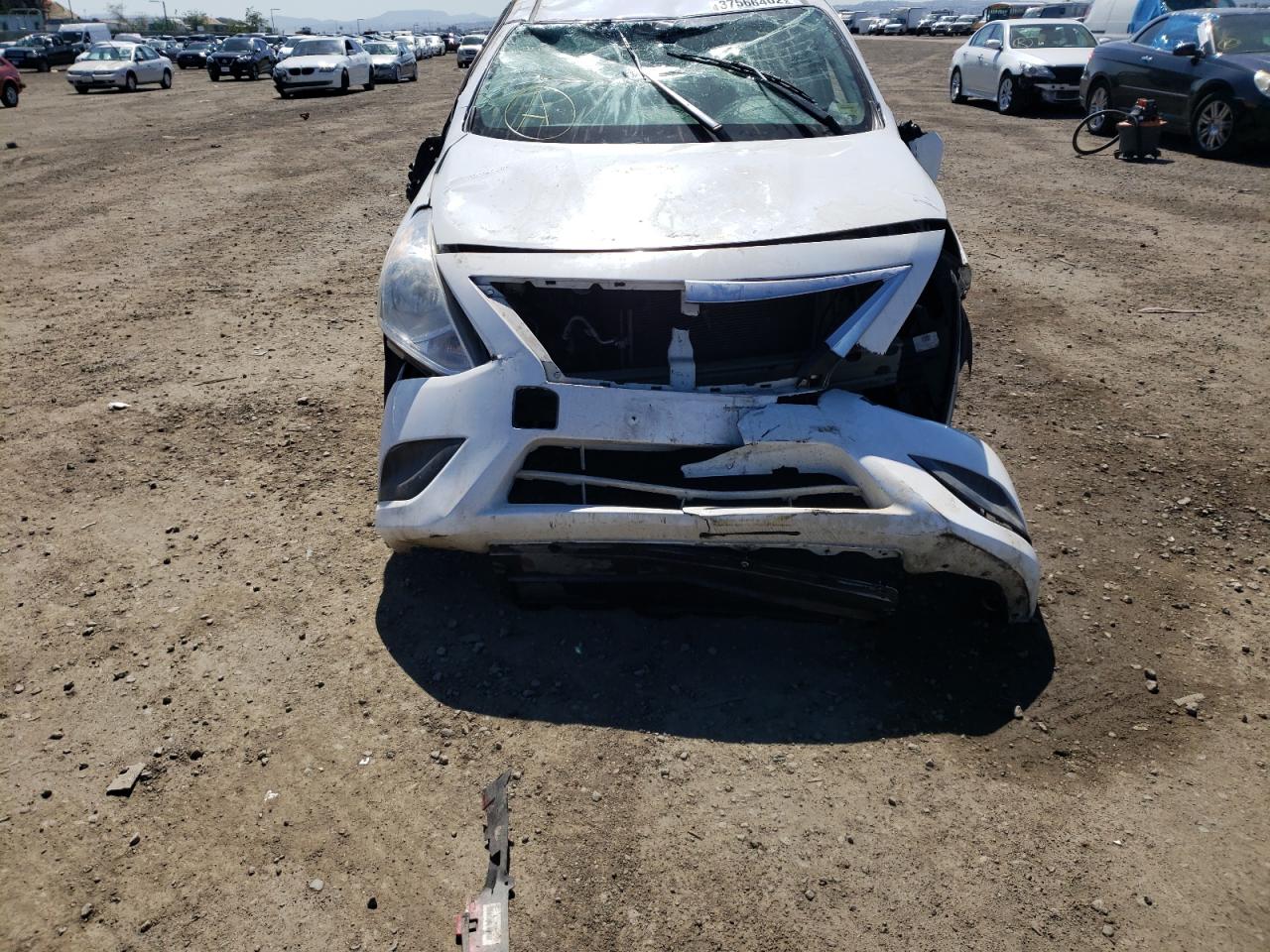 Photo 9 from auction – 2016 NISSAN VERSA S with VIN 3N1CN7AP5GL885413