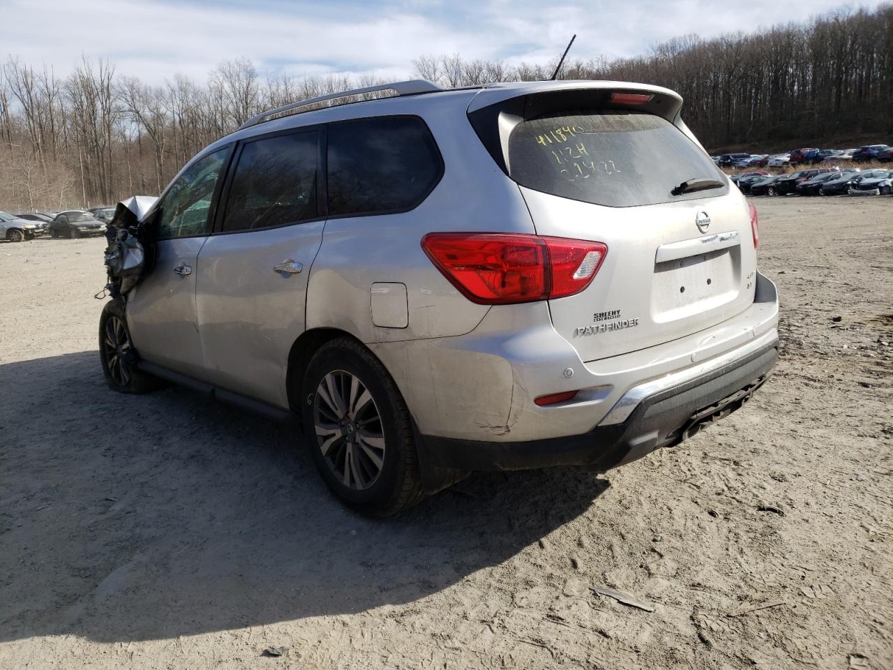 Photo 3 from auction – 2018 NISSAN PATHFINDER with VIN 5N1DR2MM8JC607078