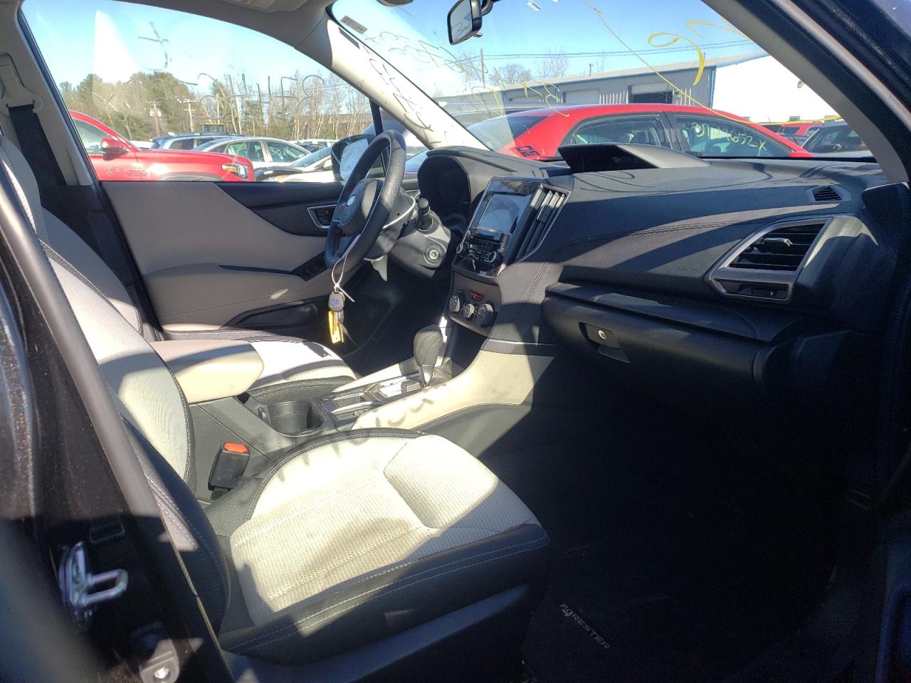 Photo 5 from auction – 2021 SUBARU FORESTER with VIN JF2SKADC8MH489575